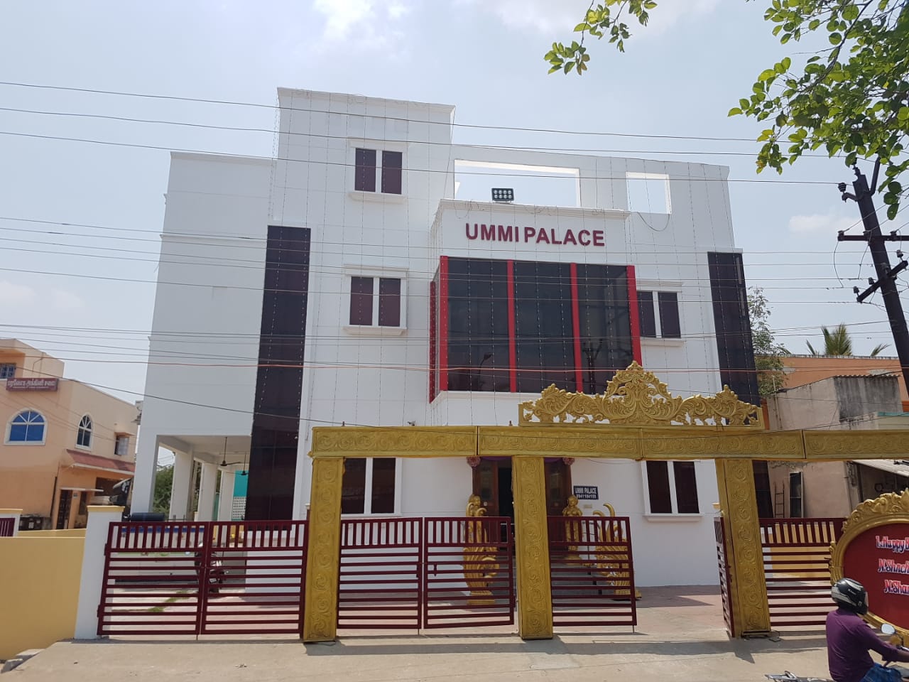 Ummi Palace